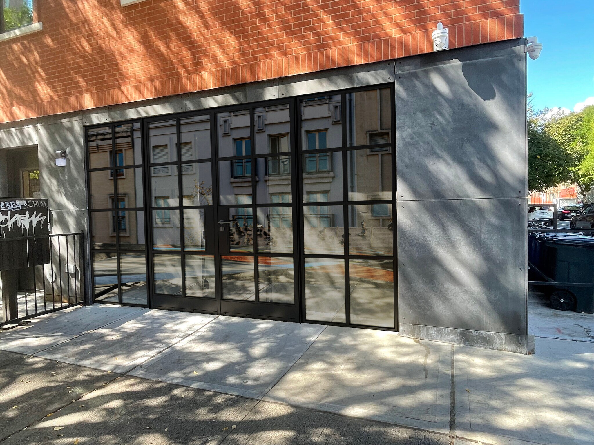145 Manhattan Ave, Brooklyn, NY for lease Building Photo- Image 1 of 4
