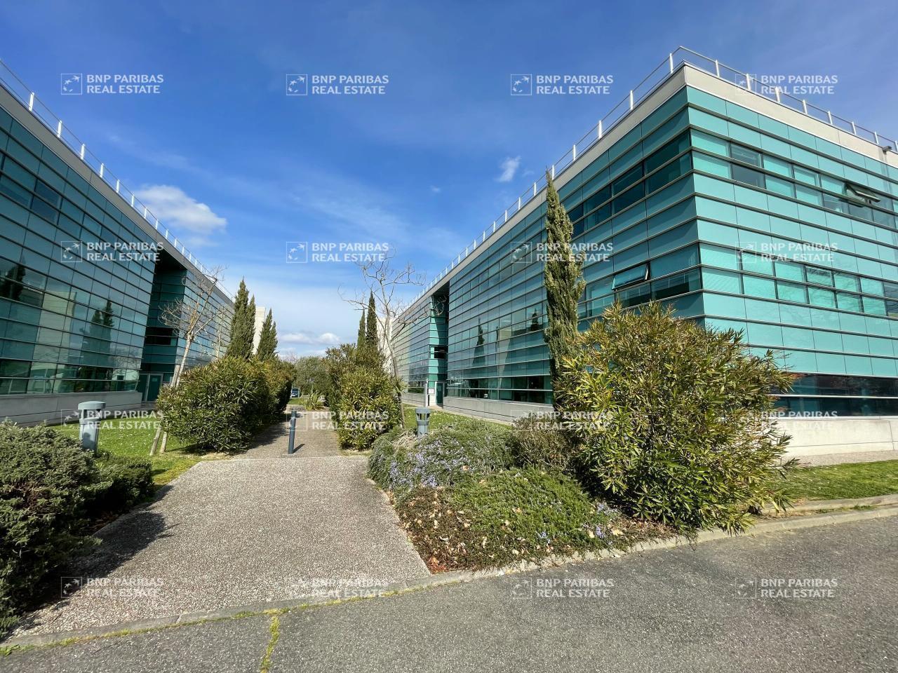 57 Avenue Du Général De Croutte, Toulouse à louer Photo du bâtiment- Image 1 de 27