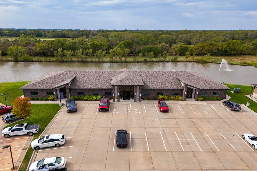 429 S 119th St W, Wichita, KS for sale - Building Photo - Image 3 of 134