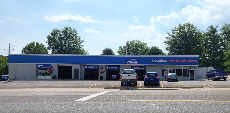 3300 Lemay Ferry Rd, Saint Louis, MO for lease Primary Photo- Image 1 of 2