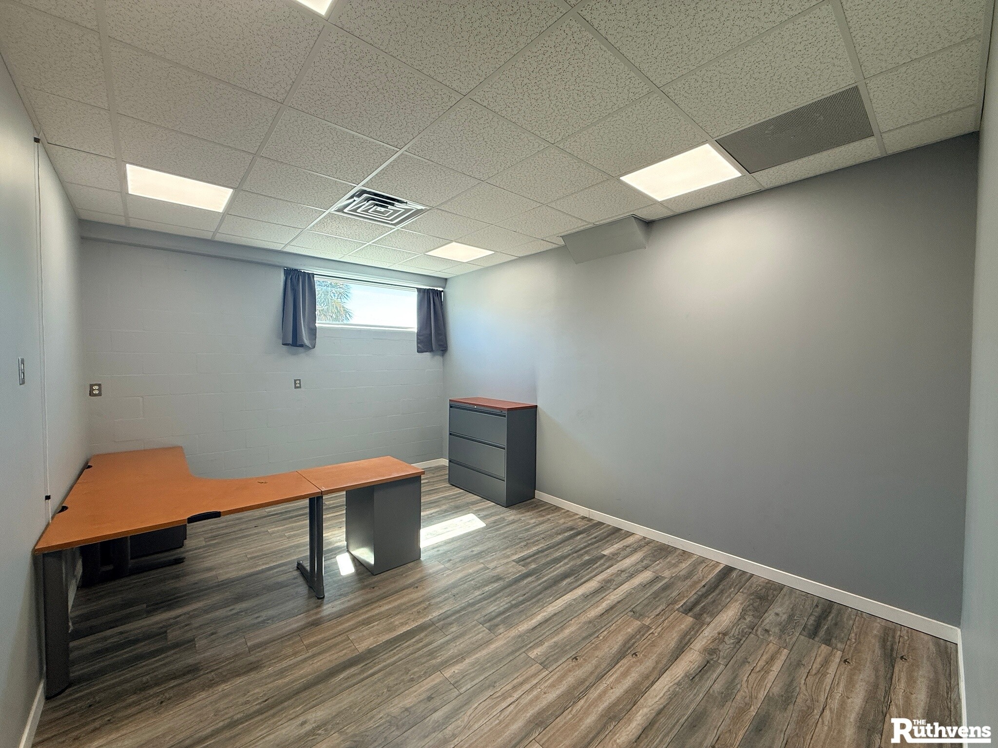 20 Lake Wire Dr, Lakeland, FL à louer Photo intérieure- Image 1 de 2