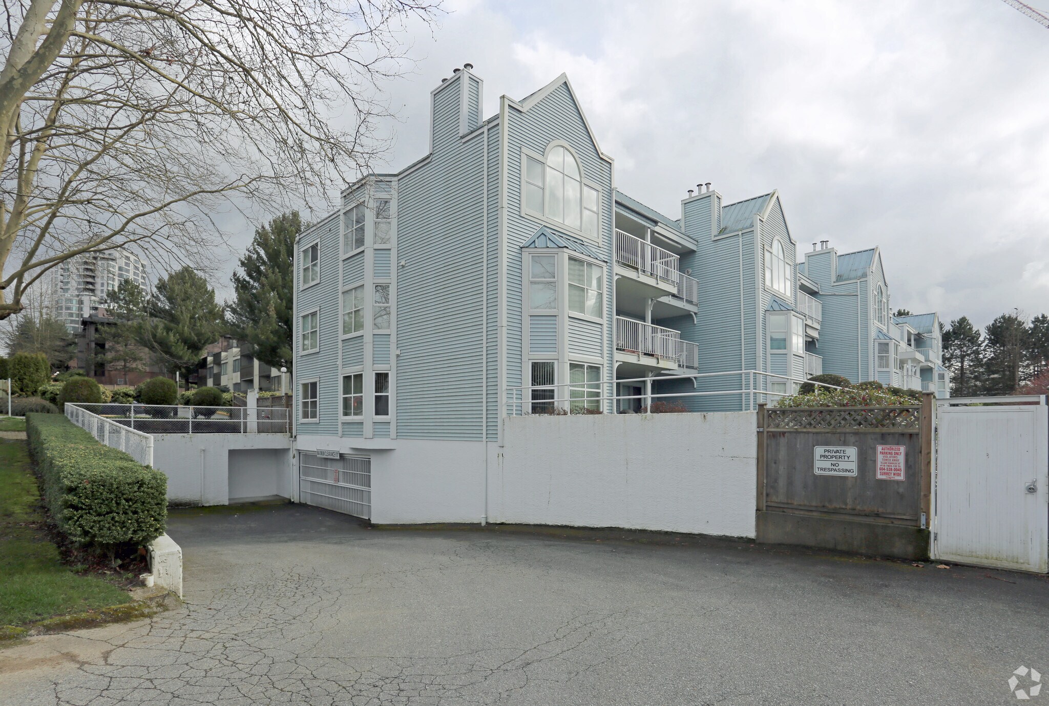 10050-10090 137 A St, Surrey, BC à vendre Photo principale- Image 1 de 6