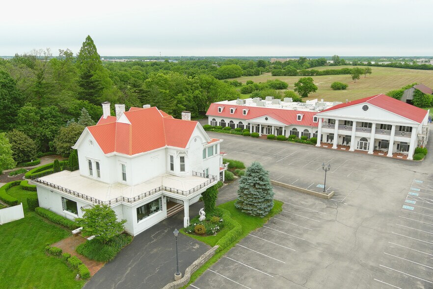 3202 Shelbyville Rd, Shelbyville, KY à vendre - Photo du bâtiment - Image 2 de 15