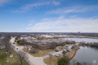 1405-1495 Busch Pky, Buffalo Grove, IL - Aérien  Vue de la carte - Image1