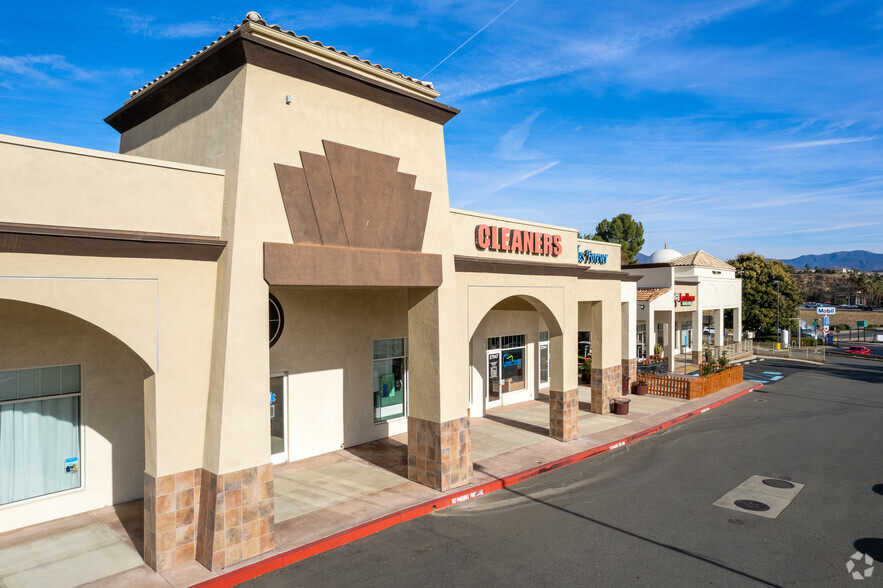 27911-27983 Sloan Canyon Rd, Castaic, CA à louer - Photo du bâtiment - Image 3 de 11