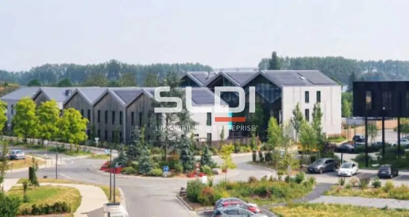 Office in Genas for lease - Building Photo - Image 1 of 9