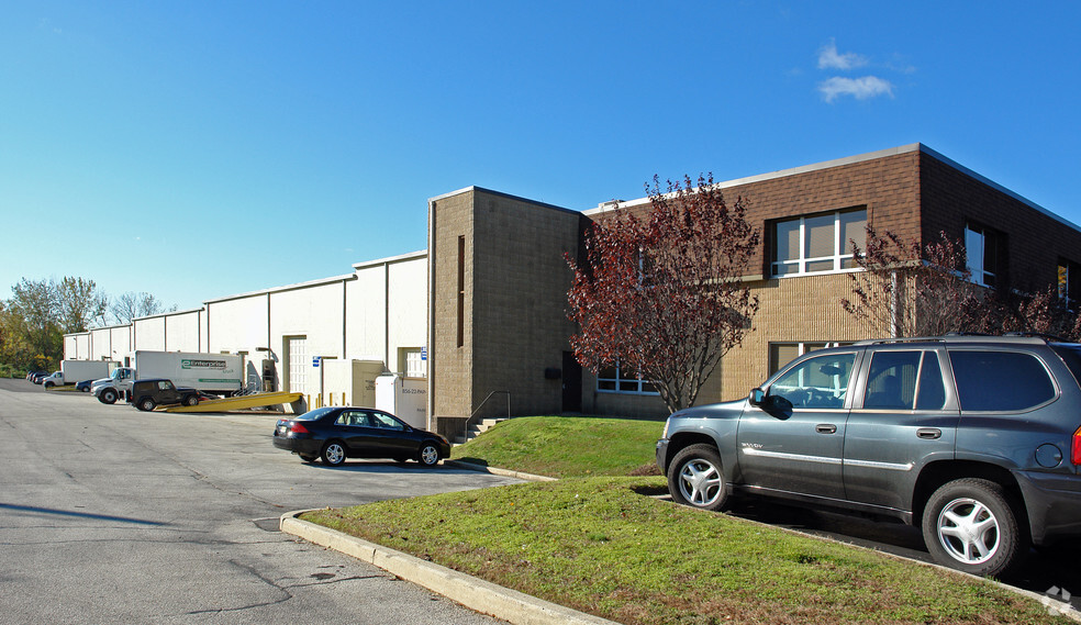 440 Benigno Blvd, Bellmawr, NJ for lease - Building Photo - Image 3 of 9