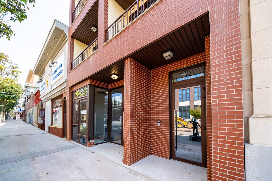 502 Broadway, Bayonne, NJ à louer - Photo du bâtiment - Image 1 de 2