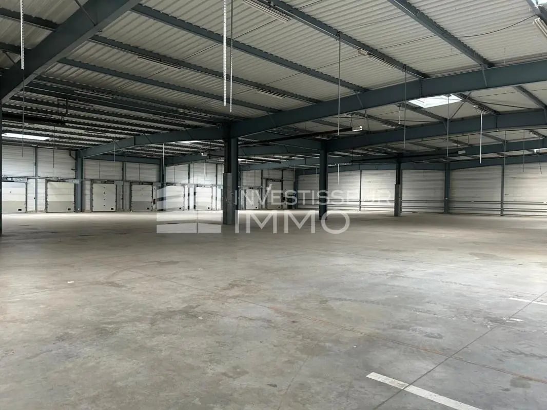 Office in Mitry-Mory for lease Interior Photo- Image 1 of 11