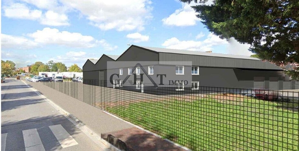 Industrial in Le Mesnil-Amelot for lease - Building Photo - Image 2 of 8