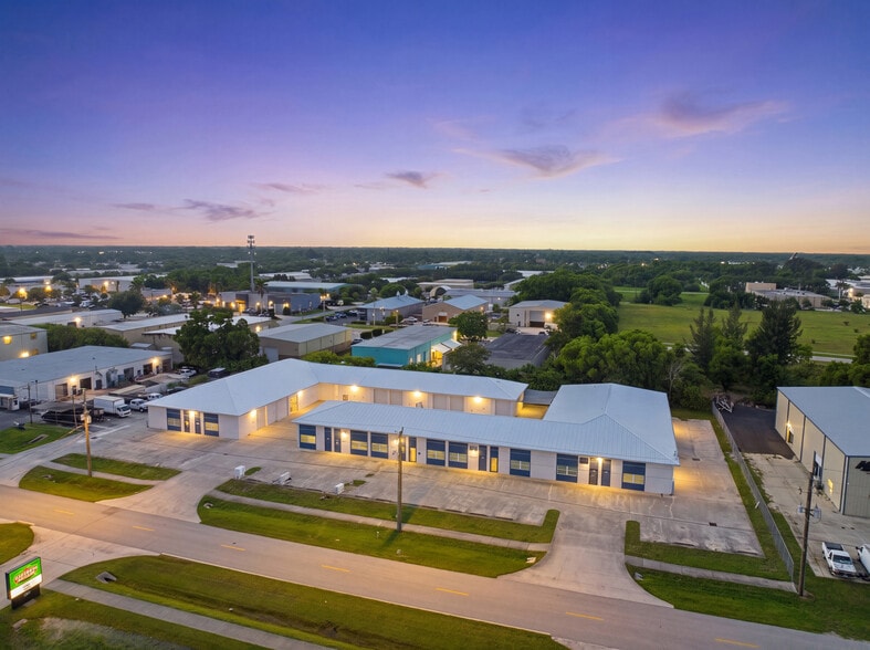3030-3050 SE Dominica Ter, Stuart, FL for lease - Aerial - Image 3 of 4