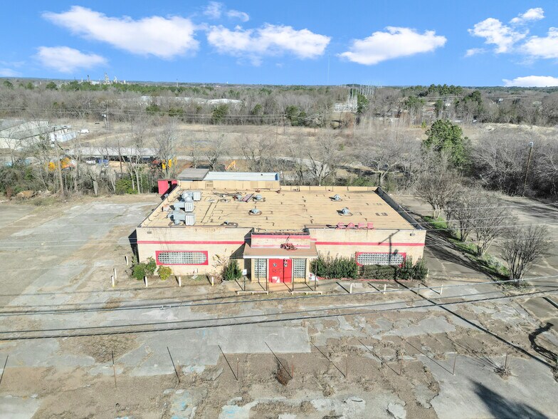 2512 E Erwin St, Tyler, TX à vendre - Photo du bâtiment - Image 3 de 3