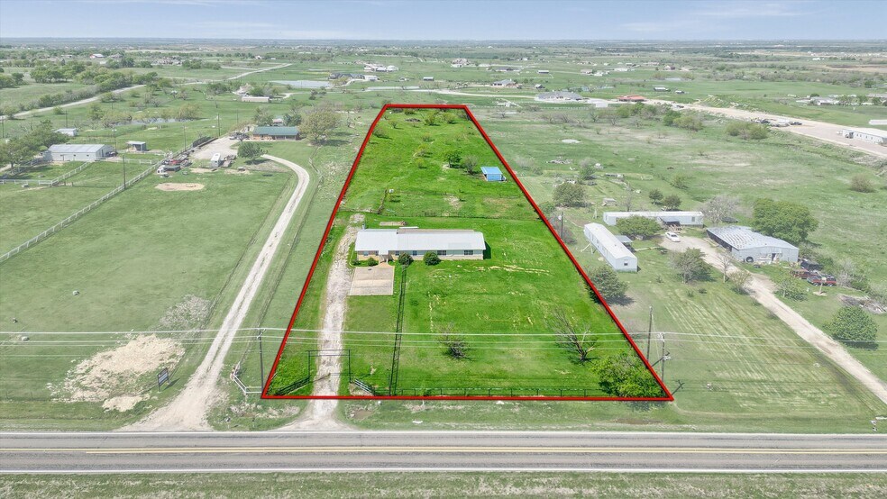 2364 N Louisiana St, Celina, TX à vendre - Photo du bâtiment - Image 2 de 23