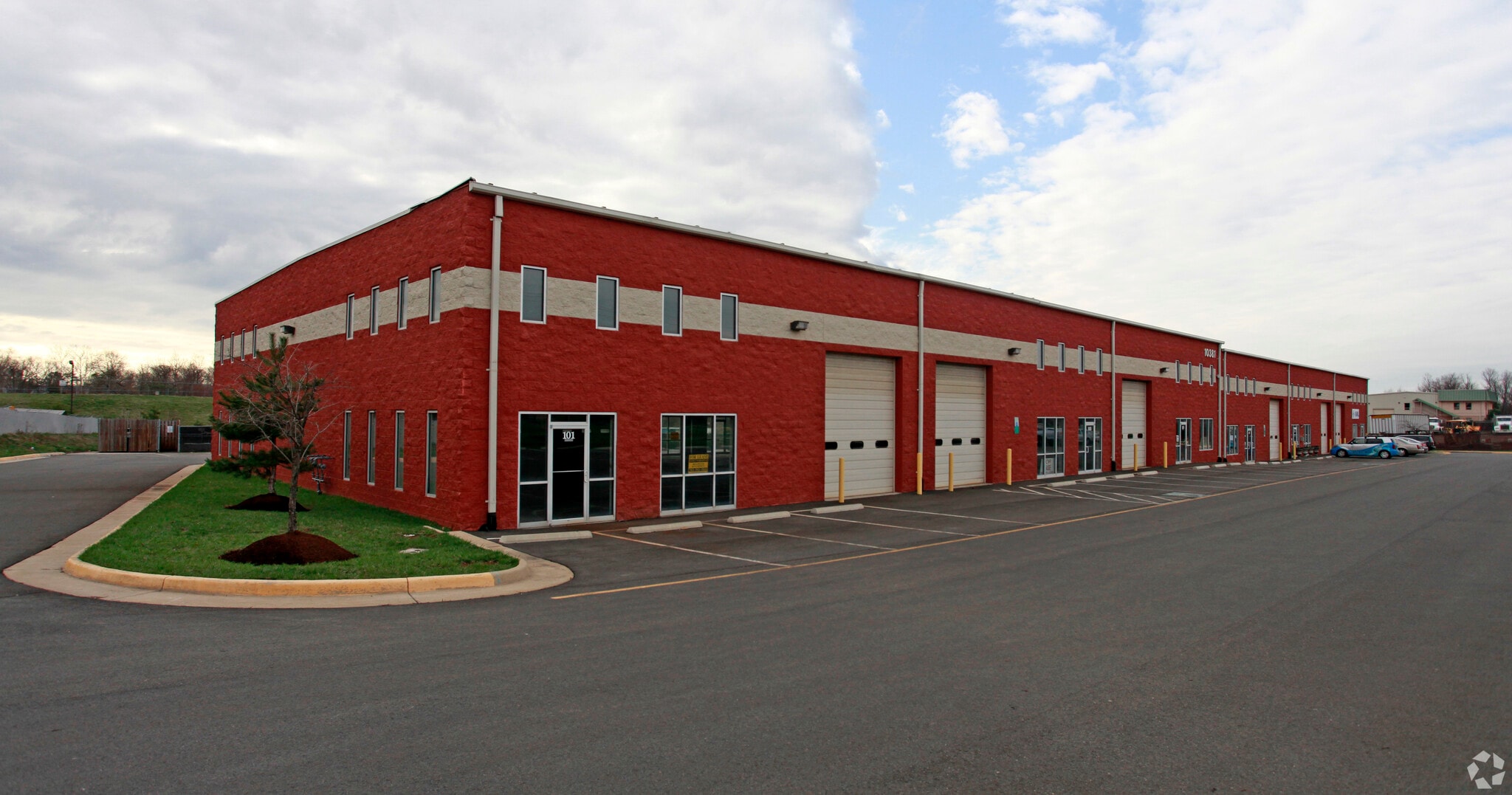 10381 Central Park Dr, Manassas, VA for lease Primary Photo- Image 1 of 3