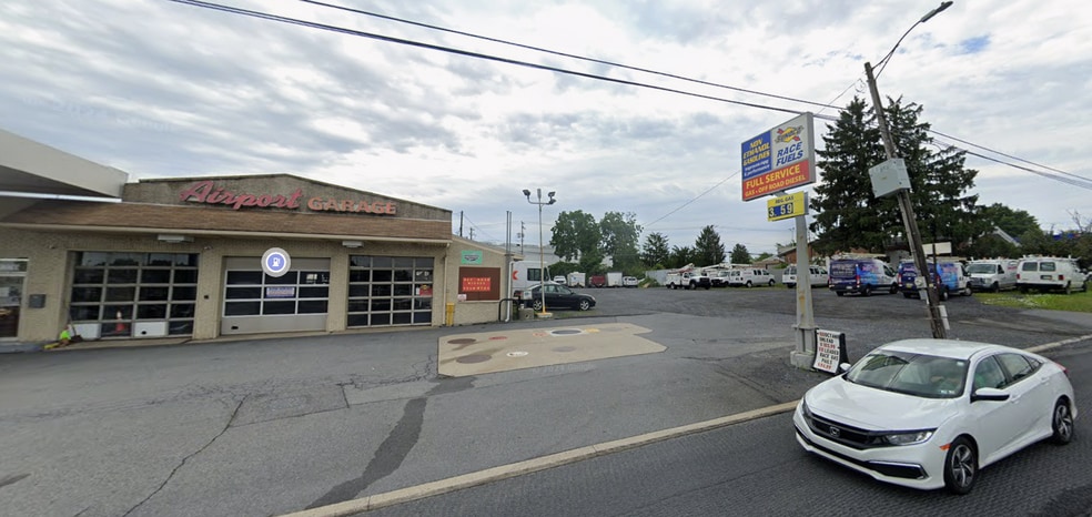 3220 Airport Rd, Allentown, PA for lease - Primary Photo - Image 1 of 1