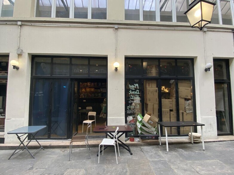 24 Galerie Montmartre, Paris à louer - Photo du bâtiment - Image 3 de 3