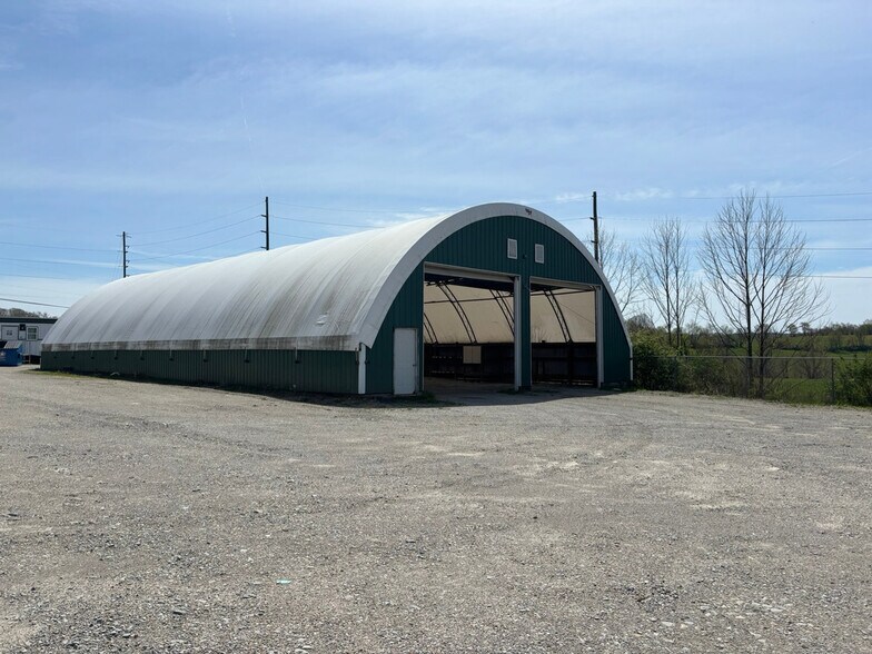 947 Old Brick Rd, West Alexander, PA à vendre - Photo du bâtiment - Image 2 de 3
