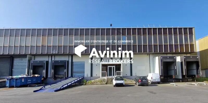 Industrial in Wissous for lease - Building Photo - Image 2 of 4