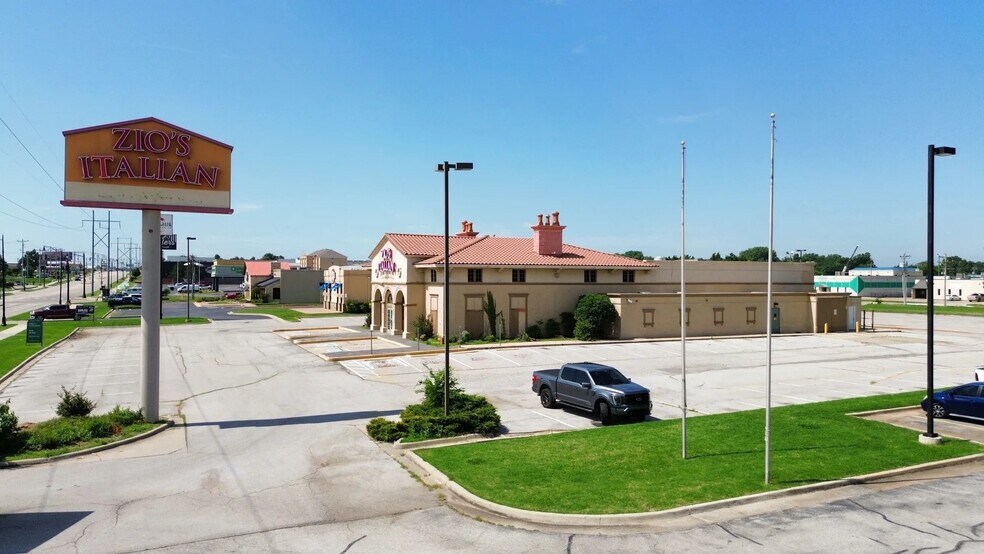 2035 S Meridian Ave, Oklahoma City, OK à vendre - Photo du bâtiment - Image 3 de 3