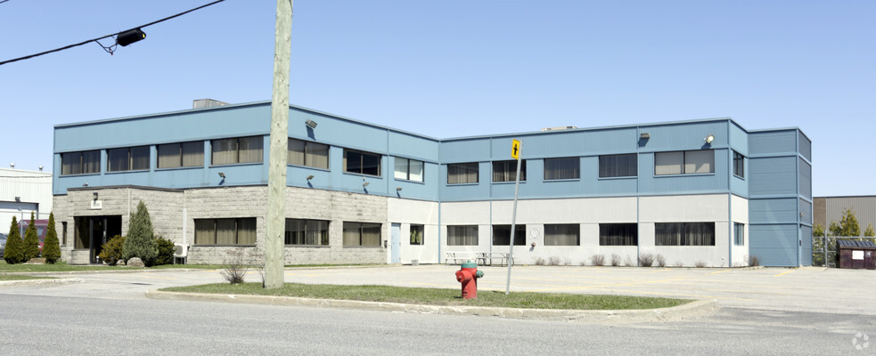 3900 Rue Isabelle, Brossard, QC for lease - Building Photo - Image 2 of 2