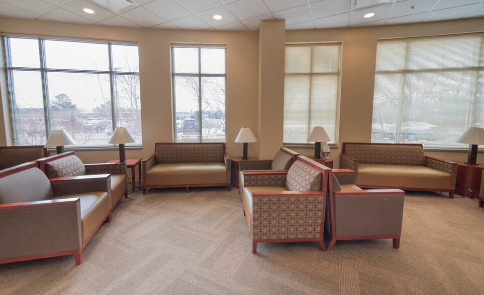 303 W Lake St, Addison, IL for lease - Interior Photo - Image 3 of 4