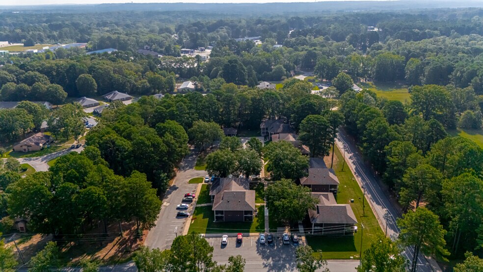 1810 Bishop Rd, Bryant, AR à vendre - Photo du bâtiment - Image 2 de 39