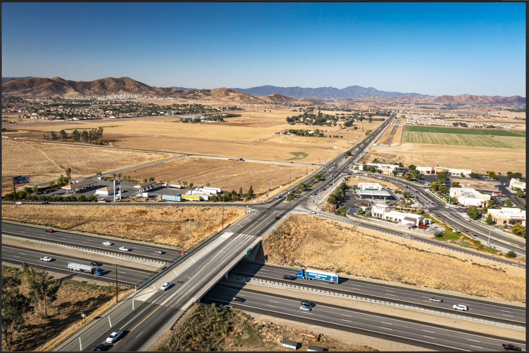 SEC PATRICIA LN & BARNETT RD, Menifee, CA à vendre Photo principale- Image 1 de 10
