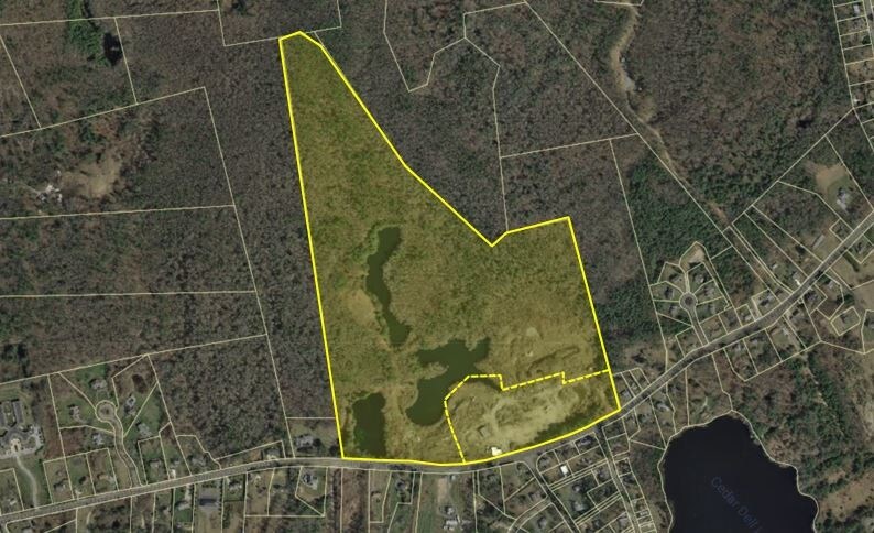 498 Old Westport Rd, Dartmouth, MA à vendre - Photo du bâtiment - Image 2 de 3