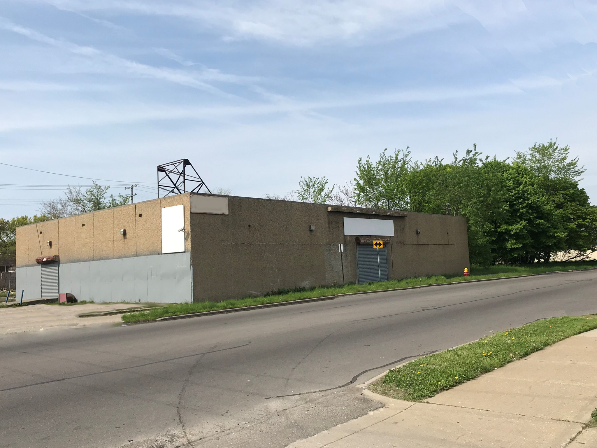 14074 E Seven Mile Rd, Detroit, MI for sale Building Photo- Image 1 of 1