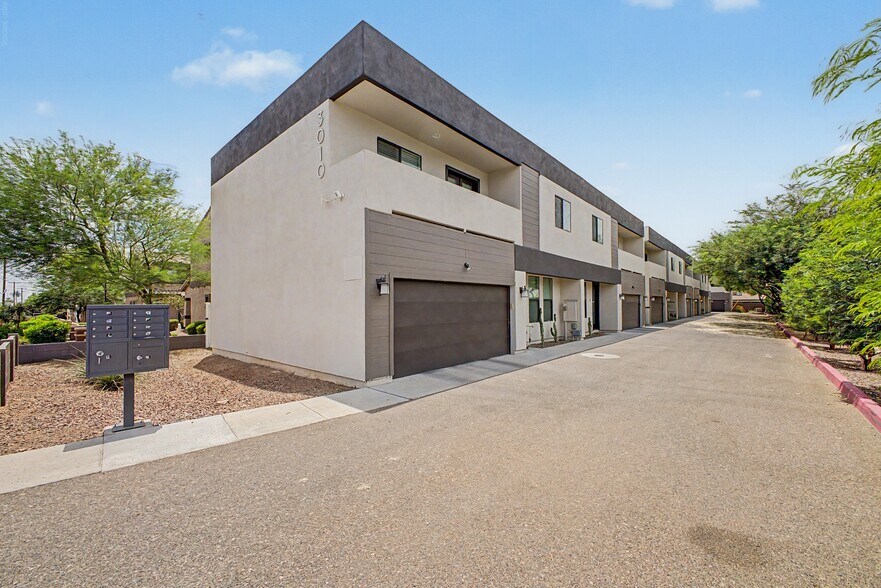 Grove on 37th St portefeuille de 4 propriétés à vendre sur LoopNet.ca - Photo du bâtiment - Image 2 de 49