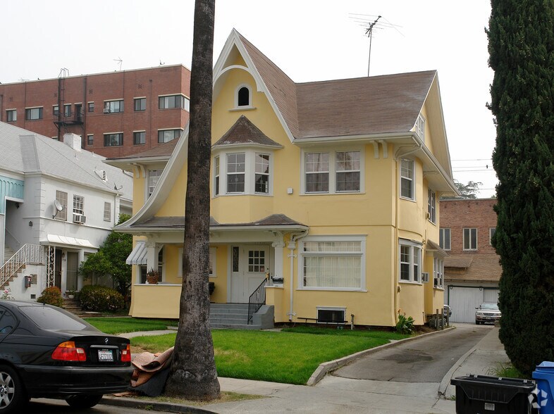 1732 N Wilton Pl, Los Angeles, CA à vendre - Photo du bâtiment - Image 2 de 82