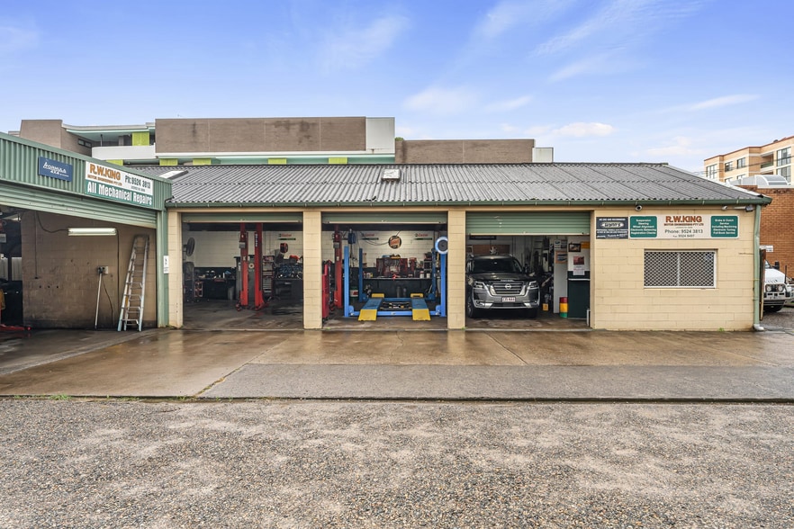 11 Penprase Lane, Miranda for sale - Primary Photo - Image 1 of 8