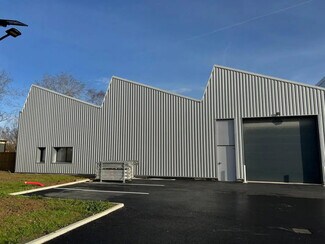 Plus de détails pour 18 Rue De Bel Air, Carquefou - Local d'activités à louer