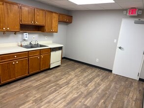 2700 S Blair Stone Rd, Tallahassee, FL for lease Interior Photo- Image 2 of 8