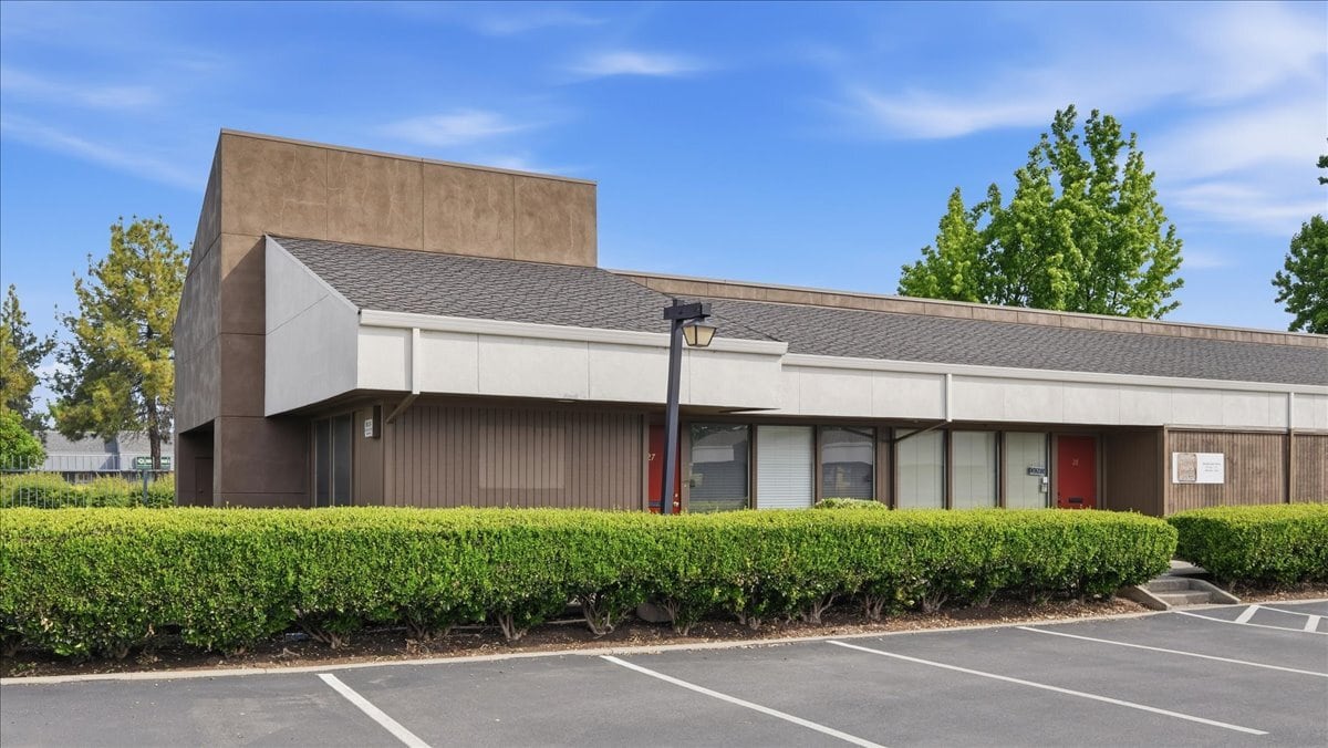 2027 Grand Canal Blvd, Stockton, CA 95207 - Unité 27 -  - Photo intérieure - Image 2 of 13