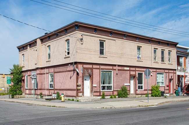 More details for 202 Rochester St, Ottawa, ON - Multifamily for Sale