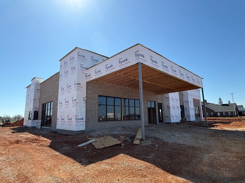 750 Lovers Ln, Bowling Green, KY à louer - Photo du bâtiment - Image 3 de 15