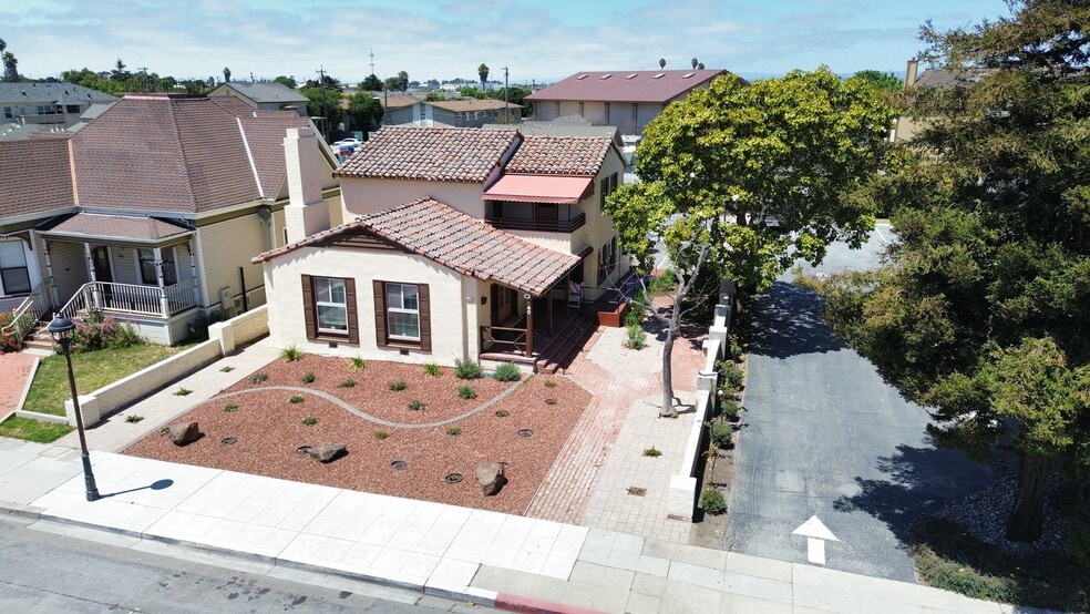 140 Central Ave, Salinas, CA à vendre - Photo du bâtiment - Image 1 de 19