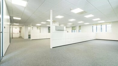 Office in Alcobendas, Madrid for lease Interior Photo- Image 2 of 35