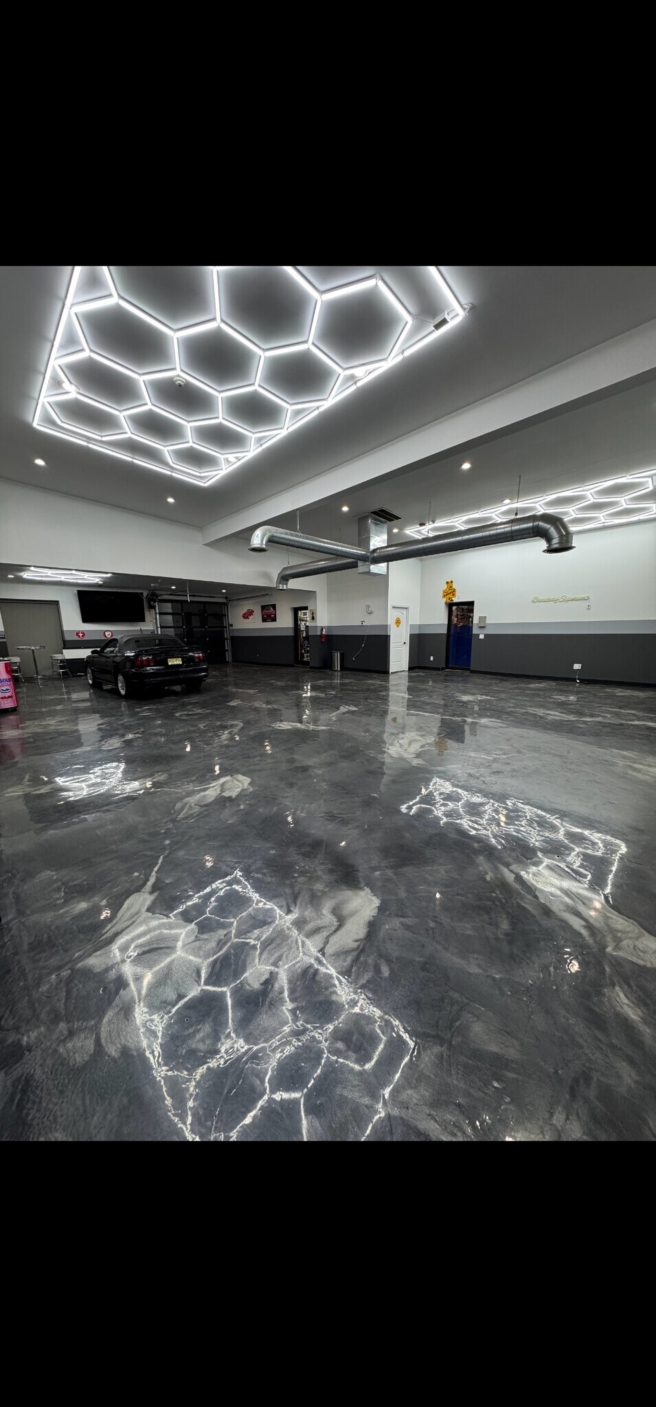 240 West St, South Hackensack, NJ à vendre Photo du bâtiment- Image 1 de 1