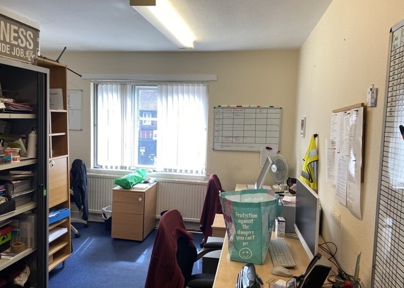 51A-51 High St, Ruislip for lease - Interior Photo - Image 2 of 2