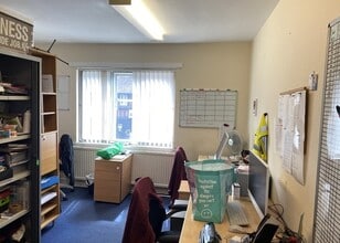 51A-51 High St, Ruislip à louer Photo intérieure- Image 1 de 4