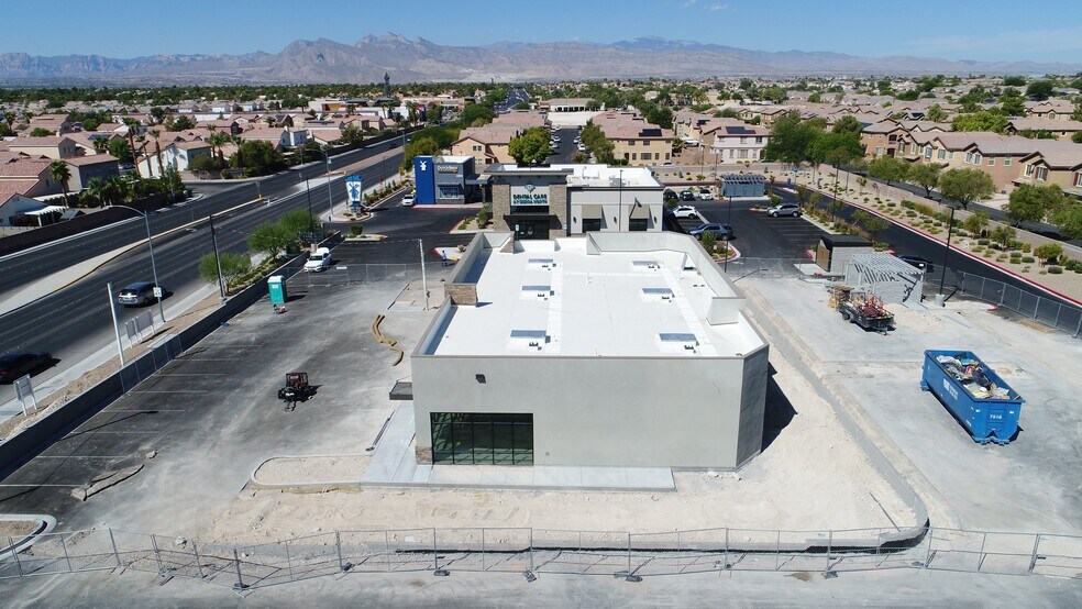 4318 W Ann Rd, North Las Vegas, NV à louer - Photo du bâtiment - Image 3 de 4