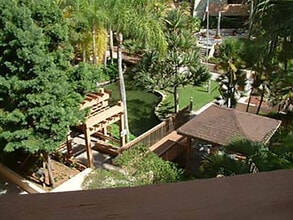 2699 Stirling Rd, Fort Lauderdale, FL à louer Aérien- Image 2 de 14