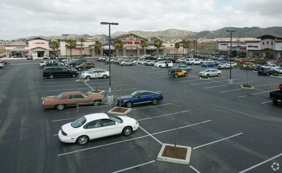 36010 Hidden Springs Rd, Wildomar, CA for lease - Building Photo - Image 3 of 10