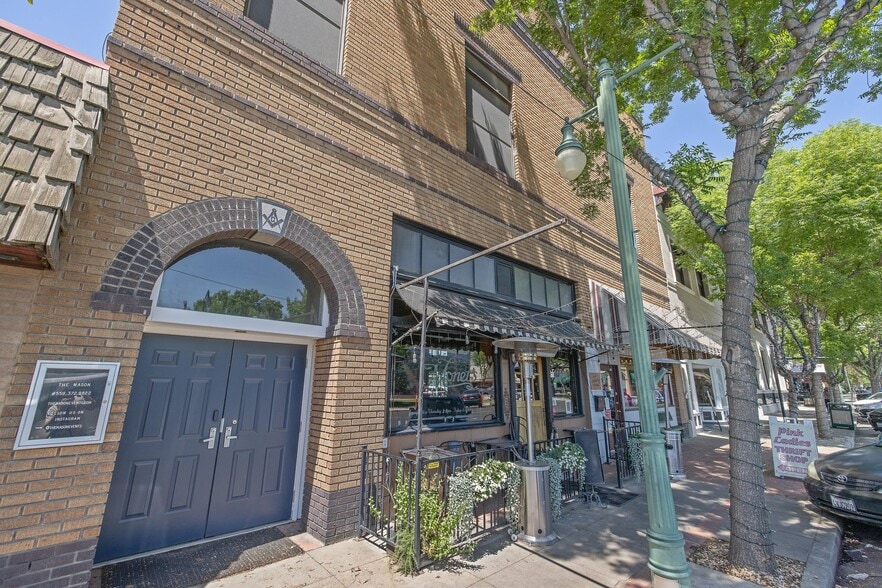 128 S E St, Exeter, CA for sale - Building Photo - Image 1 of 82