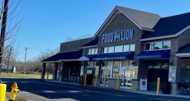 5561 New Kent Hwy, Quinton, VA à vendre Photo du bâtiment- Image 1 de 4