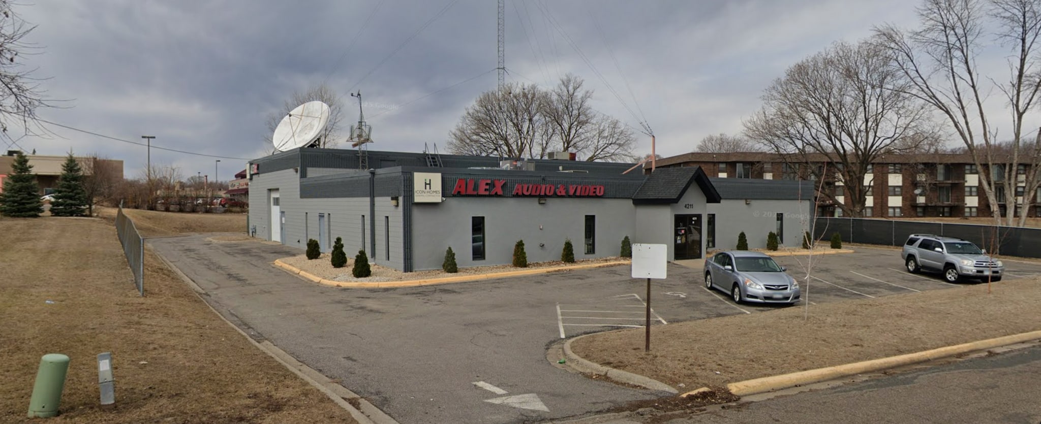 4211 Rhode Island Ave N, New Hope, MN for lease Primary Photo- Image 1 of 15