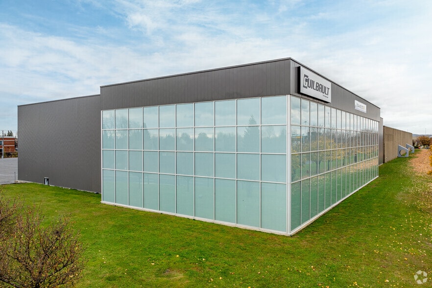 180 Rue de Normandie, Boucherville, QC à louer - Photo du bâtiment - Image 1 de 7