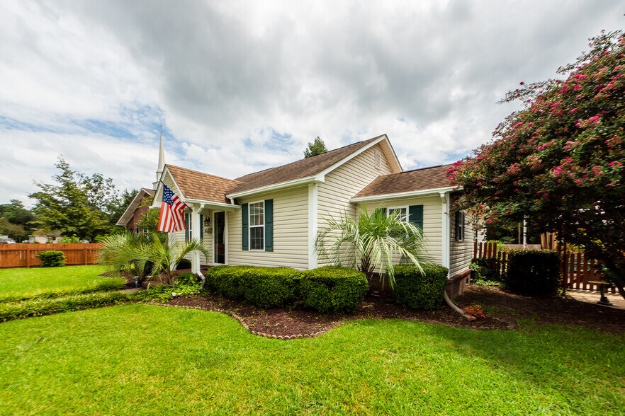 111 Heatley St, Moncks Corner, SC à vendre - Photo du bâtiment - Image 3 de 22